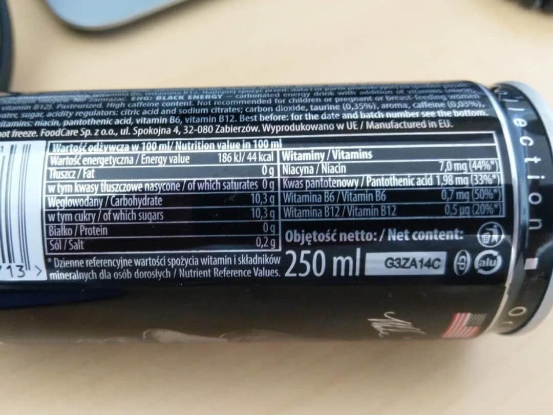Kofeina w Blacku: Ile mg w puszce? Sprawdź fakty!