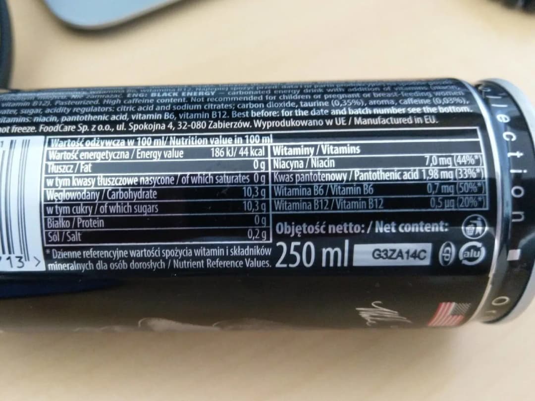 Kofeina w Blacku: Ile mg w puszce? Sprawdź fakty!