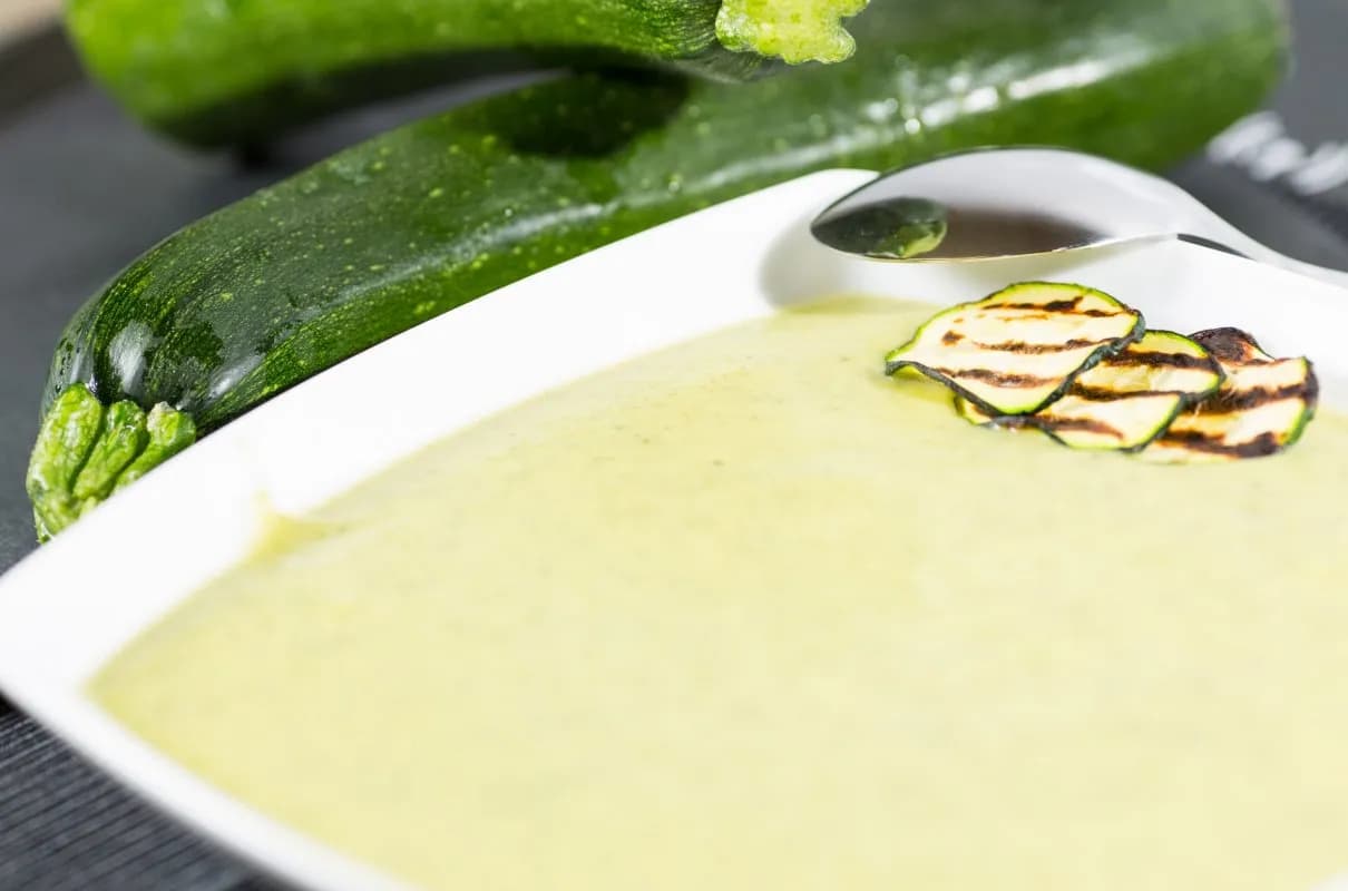 Z czego można zrobić zupę krem? Odkryj pyszne warzywa i przepisy Z czego można zrobić zupę krem? Odkryj pyszne warzywa i przepisy